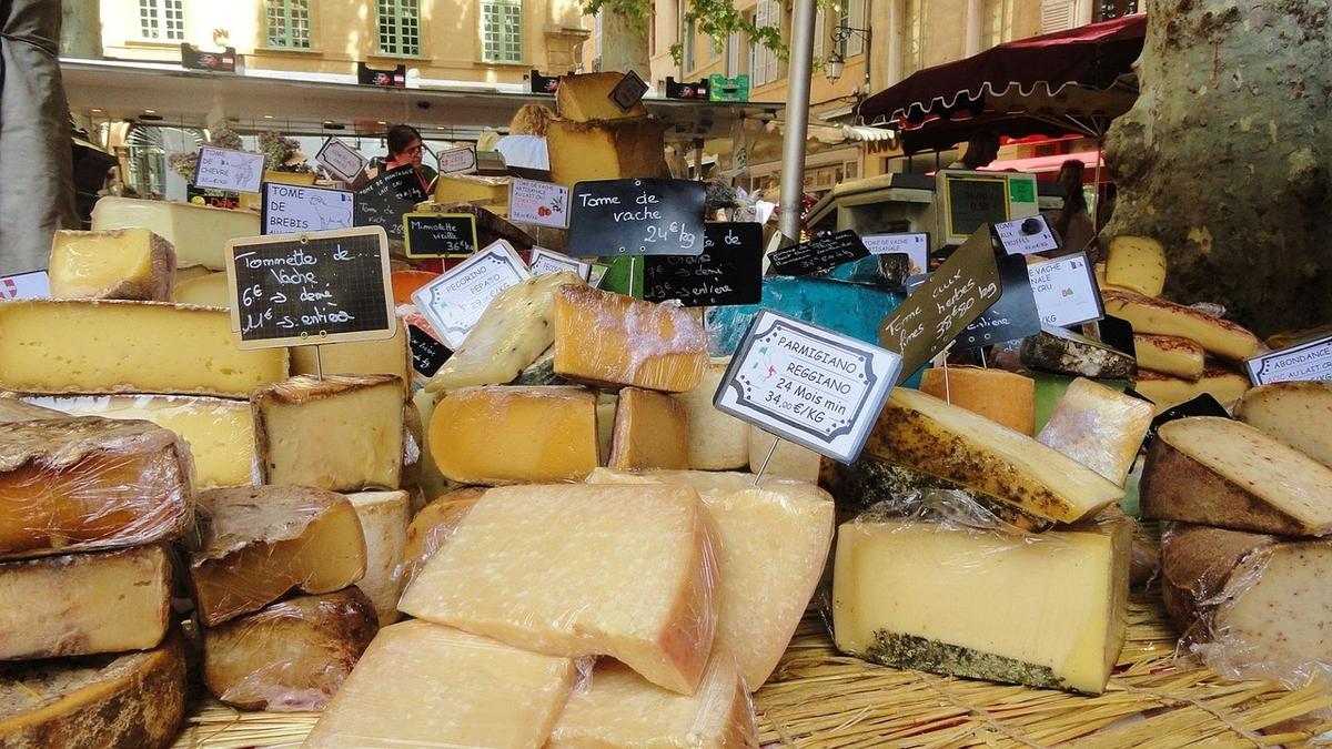 Le conseil : accompagnez votre fromage de légumes riches en fibres pour réduire l’absorption du cholestérol.